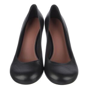 Amina Muaddi
Leather Bow Accents Pumps
Women's Size: 7.5 | IT 37.5